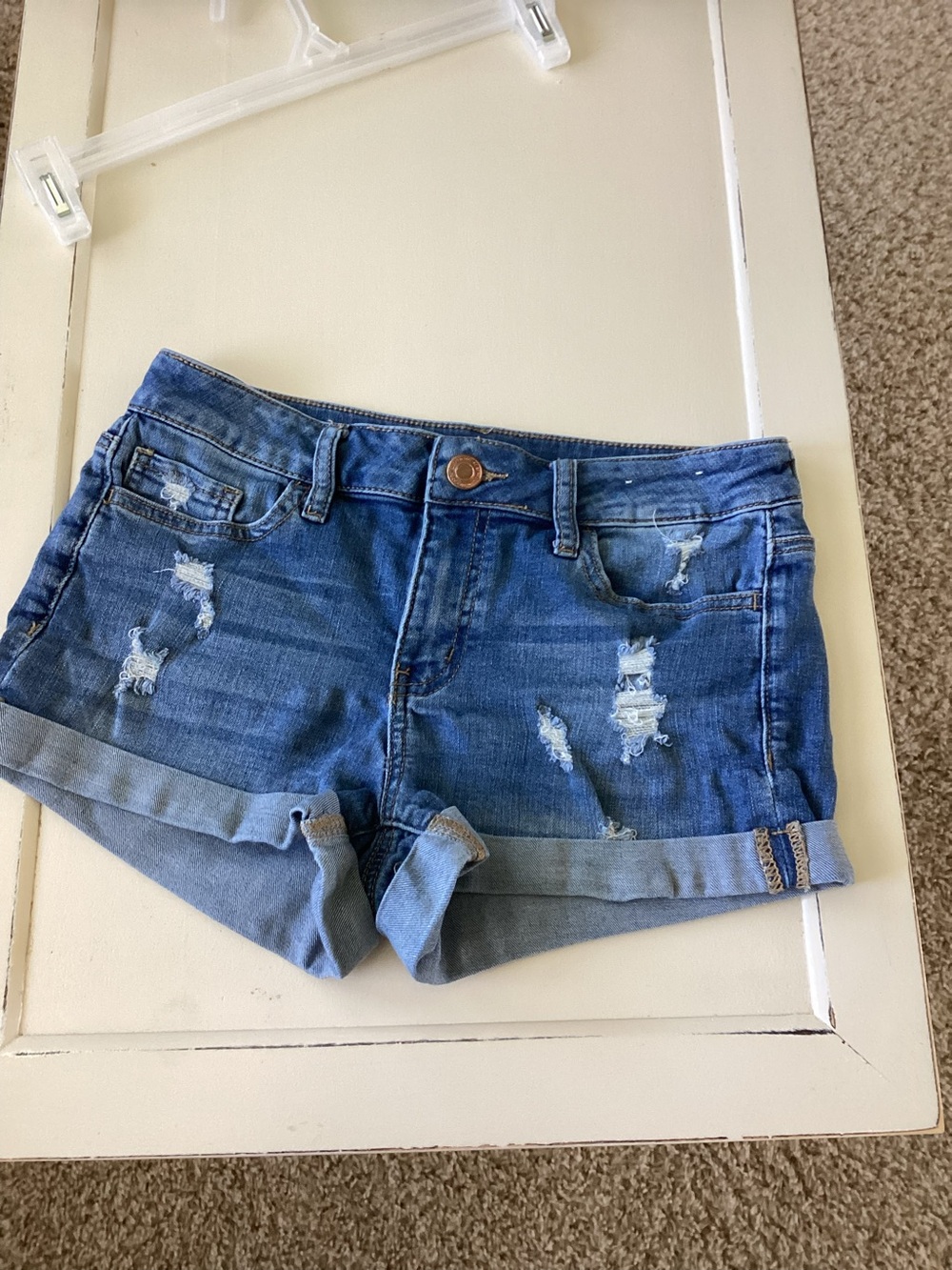 SO Favorite Low Rise Shortie Shorts size 7👩‍🎤